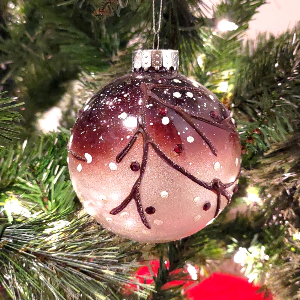 🎄 Winter Branches Glass Ornament